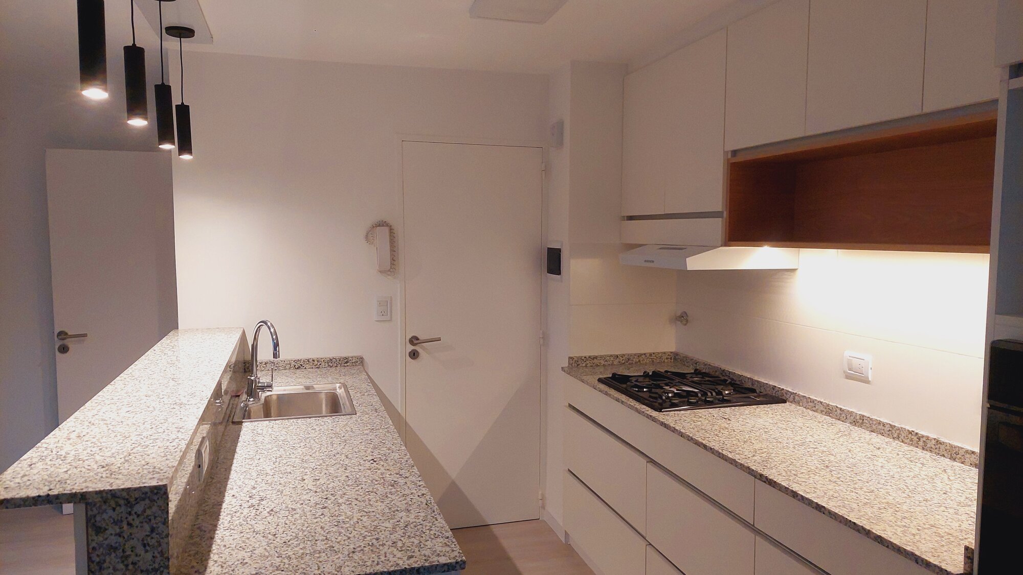 Detalle de la cocina de noche